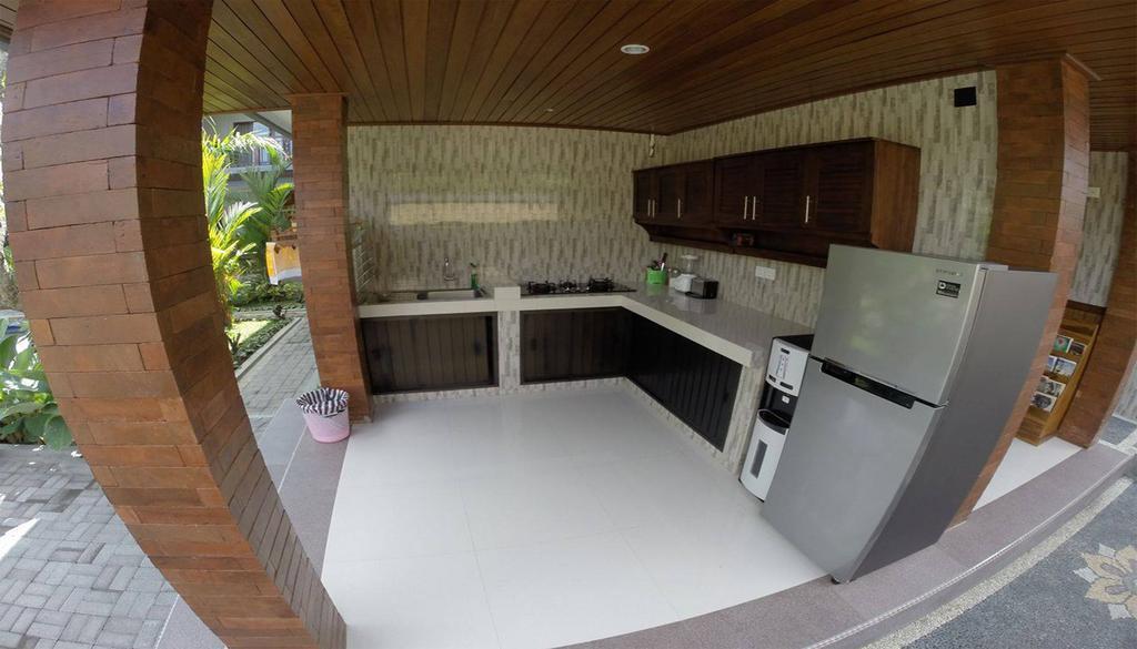 Lucky Family Cottage Ubud  Exterior photo